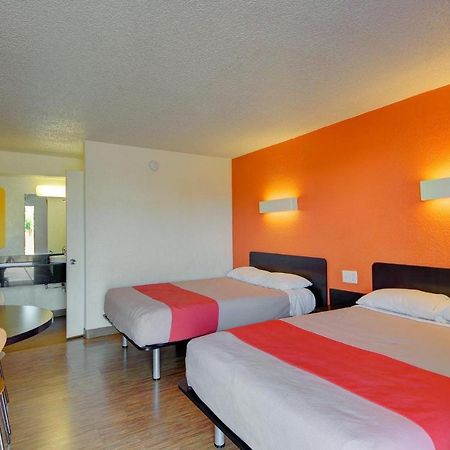 Economy Hotel Plus Oklahoma Dış mekan fotoğraf